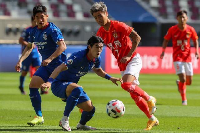 津媒:亚冠调整后球员面临高温和魔鬼赛程 易受伤